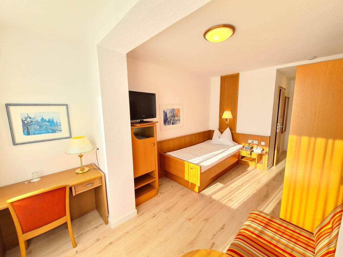 Thermenhotel Tannenhof - Ihr Wohlfuehl-Hotel Bad Füssing Esterno foto