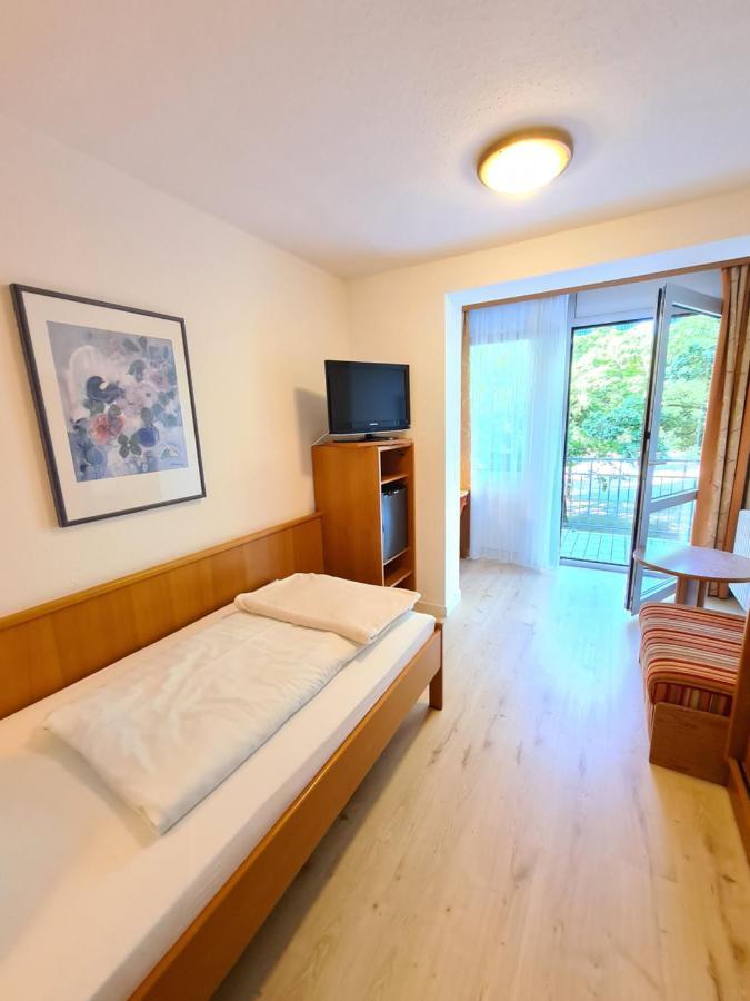 Thermenhotel Tannenhof - Ihr Wohlfuehl-Hotel Bad Füssing Esterno foto