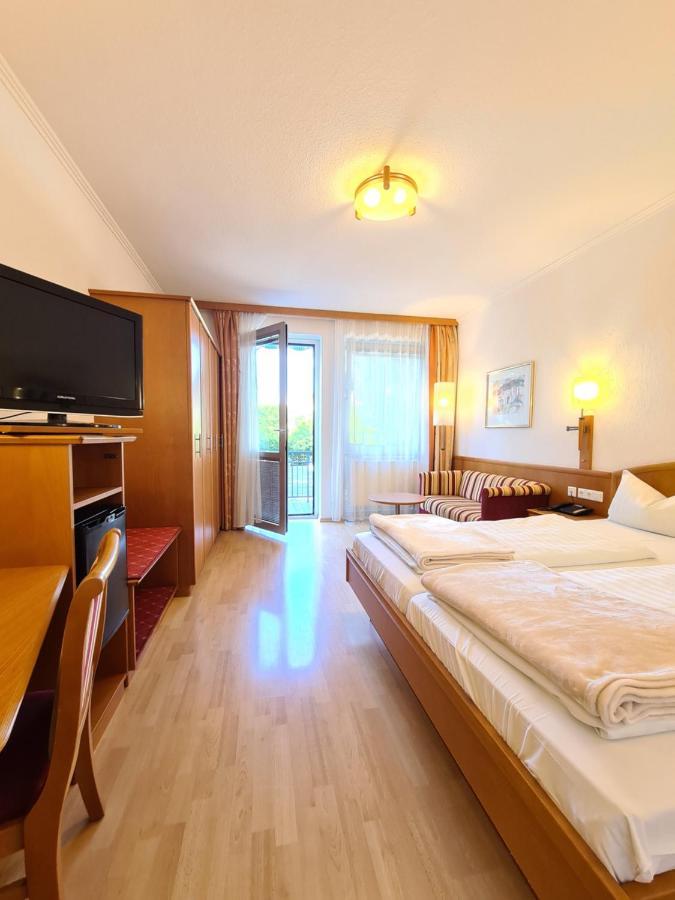 Thermenhotel Tannenhof - Ihr Wohlfuehl-Hotel Bad Füssing Esterno foto