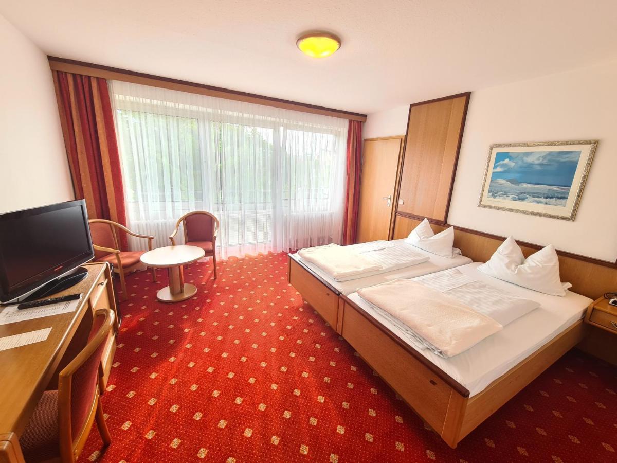 Thermenhotel Tannenhof - Ihr Wohlfuehl-Hotel Bad Füssing Esterno foto